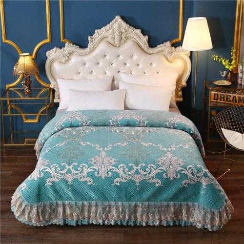 New Soft velvet Quilting European style bed cover Bed Skirt Bedspread Bed Sheet Bed Cover Pillowcase Bedding Set
