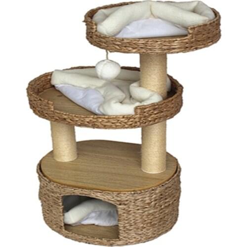 Fresh Straw With Catry Cary Small Natural Rushes The Cane Makes Up Cat Climbing Frame Luxury Villas