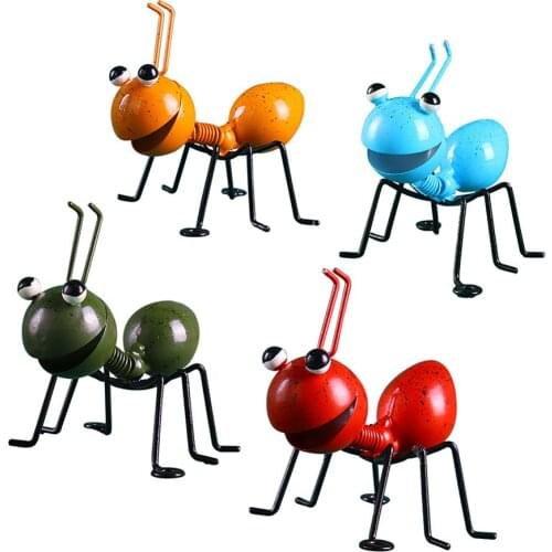 4PCS Colorful Metal Ant Wall Decor, Room or Outdoor Garden Yard Art Wall Sculptures for Outdoor Backyard Porch Patio Lawn