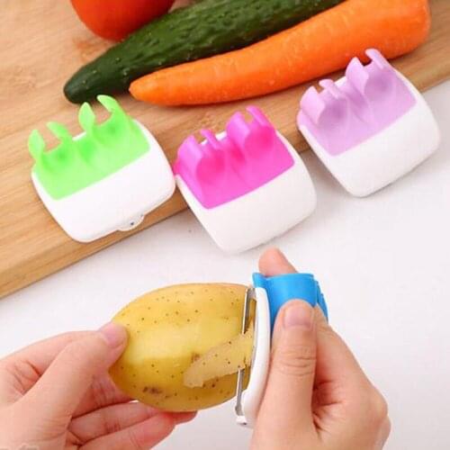 Finger Held Palm Peeler Easy Hold Vegetable Fruit Slicer Peeler Durable