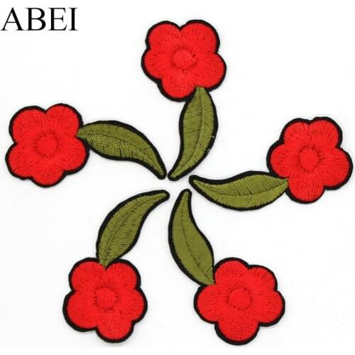 20pcs/lot Embroidered Small Flower Patches Iron On Clothes Appliqued Handmade Stickers Garment Accessories Jeans Bags Decoration