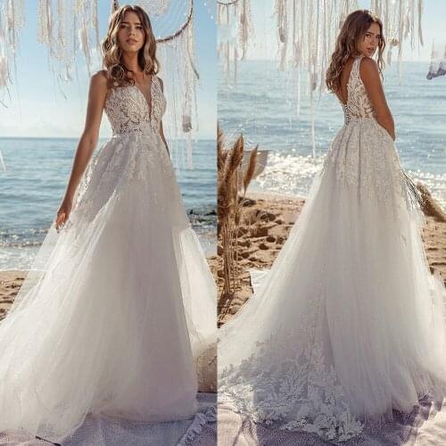 Luxury Bling Appliqued Wedding Dress Custom Made 2021 Plus Size Lace Open Back Beading Glitter Tulle V Neck Beach Bridal Gowns