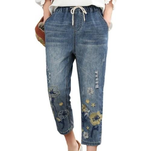 2020 Summer Fashion Oversized Pants Women Embroidery Jeans Ripped Denim Trousers