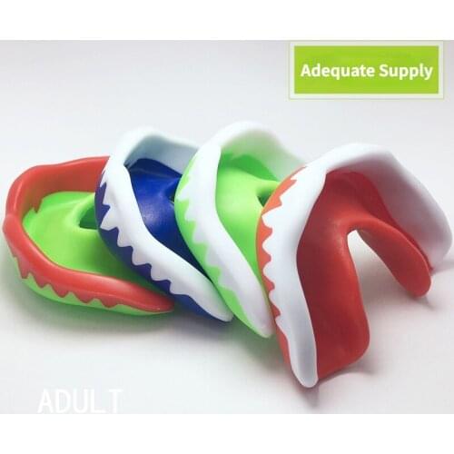 Hotselling Basketball Adult Boxing Sports Mouthguard with Box Rugby Ice Hockey Food Grade EVA Braces Dental Grills Body Jewelry