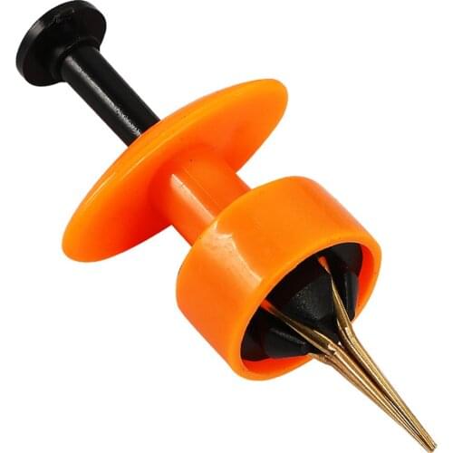 MAGBLUE 1pcs Portable Durable Red Worm on Bait Device Four claw design Bundled Linked Bloodworm Clip Bait Device Accessories