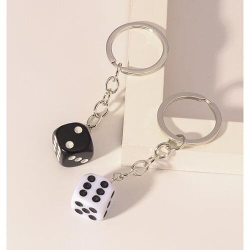 Cute 3D Dice Keychains for Women Handmade Mini Casino Die Key Chains Men Car Keychain Girl Bag Dangle Key Rings Fun Jewelry Gift
