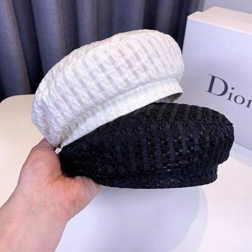 Simple classic black beret womens fashion refreshing and elegant British retro ins painter hat beanie hat wholesale