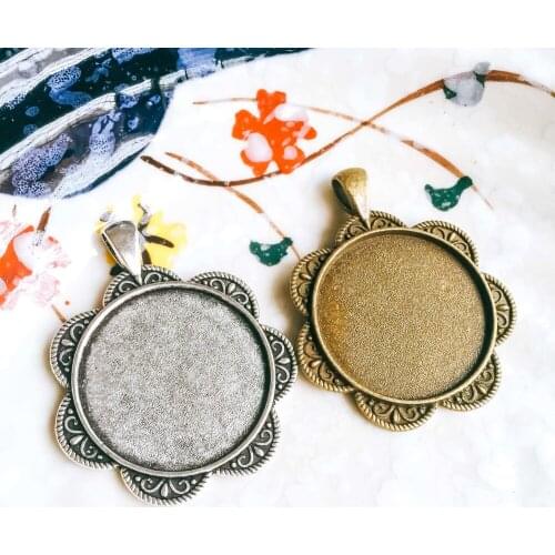 5pcs/lot 30mm Necklace Pendant Setting Antique Bronze Silver Color Glass Cabochon Blank Base Supplies for Jewelry Finding T69