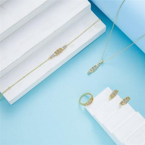2021 July Trend of 18k Gold Jewelry Sets A set of Women Accessories Necklace Earrings Ring Bangle on Hand