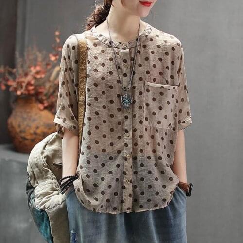 2021 Summer Arts Style Women Short Sleeve Loose O-neck Shirts Single Pocket Dot print Vintage Blouses Plus Size Femme Tops V122