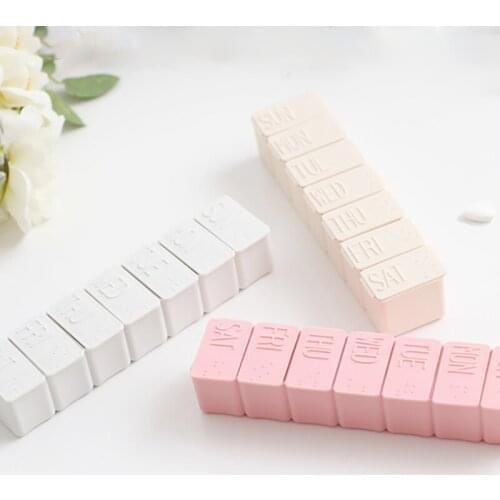 1pcs 3Colors PP Travel Pill Box Weekly Medicine Storage Drug Tablet Dispenser Pill Case Independent Lattice Portable