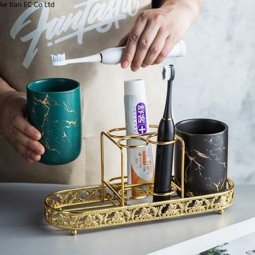 European Ceramic Marble Pattern Toothbrushing Cup Home Bathroom Three-piece Set with Hollow Shelf Bathroom Ornaments Accessories