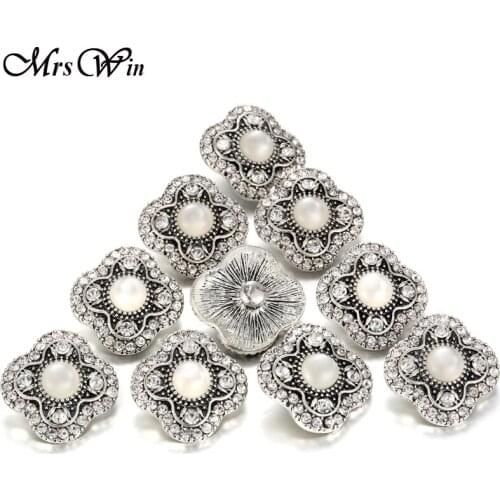 Mrs win White Bracelets