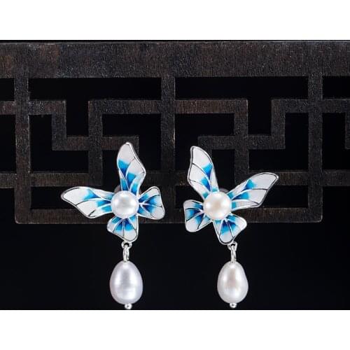 925 Silver Dancing Butterfly Earrings Fresh Water Pearl Temperament Elegant Creative Romantic Jewelry To Send Girlfriend