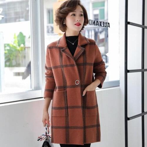Spring Autumn Women Wool Coat Fashion Middle-aged lattice Office Long Coat Female Casual Plus Size Loose Woolen Outerwear R635