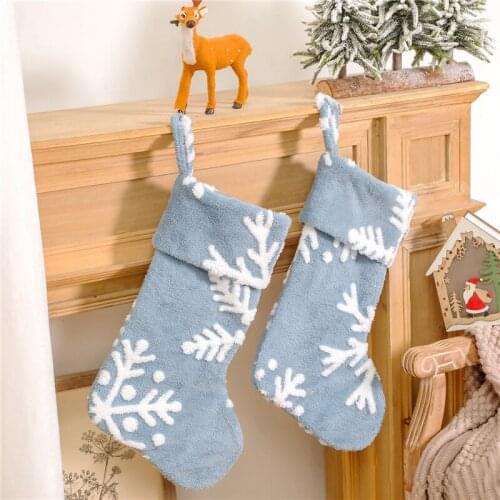 White Snowflakes Plush Christmas Stocking Candy Socks Gift Bags Christmas Ornaments Christmas Tree Decorations 2021 1 Pcs