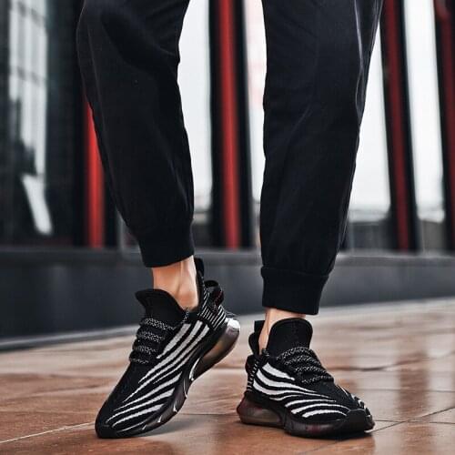 Casual spring male shoe para comfortable casuales sport hot Sneakers man s trainers causal mens Mens solid de sneaker summer on