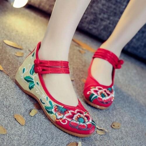 Veowalk Handmade Womens Vintage Embroidered Canvas Ballet Flats Ladies Comfortable Chinese Ballerinas Women Embroidery Shoes