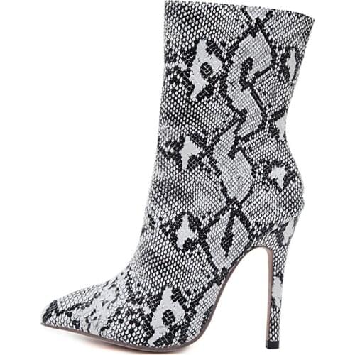 Winter for woman new fashion sexy Pointed toe shoes Zipper Serpentine clear heels boots Stilettos heels ankle boots 35-40