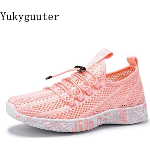 Aqua Shoes Women Ultra-light Quick-drying Beach Water River Walking Summer Breathable Sneakers Flotillas Outdoor Hiking Shoes