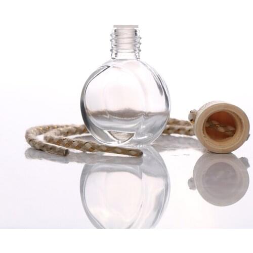 1pc Perfume Bottle for Essential Oils Car-styling Perfume Fragrance Accessories Air Freshener Auto Pendant Ornament 8ml