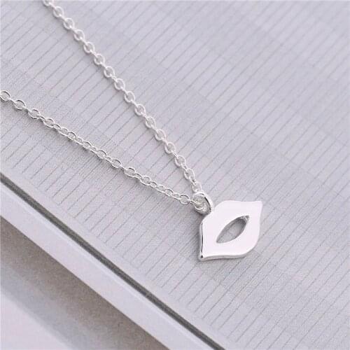 Europe And The United States Lips Necklace Female Personality exaggerated Mouth Pendant Necklace Neck Ornaments