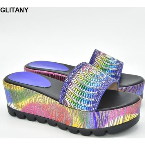 2021 Wedge Slippers Women Comfortable Platform Italian Design Outdoor Women Slippers Female 6cm High Heels Shoes with Rhinestone