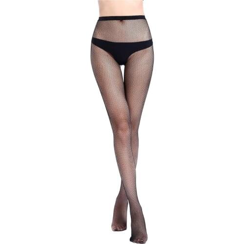 Black Hollow Out Sexy Women Fishnet Tights With Heart Pattern Mesh Pantyhose Nylons Medias Trendy Slim Nightclub Wear Hosiery