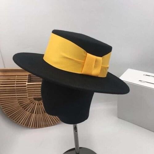 New winter wool, flat-topped hat in Europe and the British female celebrities weapon han edition Sir Mo street snap Fedoras