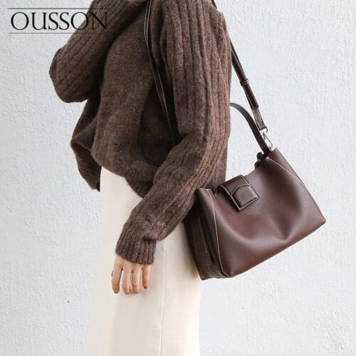 OUSSON Fashion, leisure, light and versatile single shoulder messenger portable soft leather niche design shoulder bag