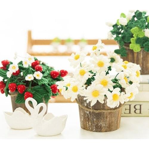Homemade Daisy /Strawberry / Clover Potted Material Package Crochet Wool Cute Decoration
