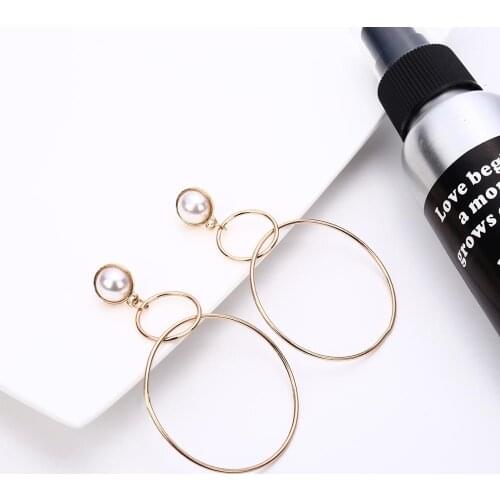 Simple business hundred lap ear decoration metal hanging ring pearl ear nail