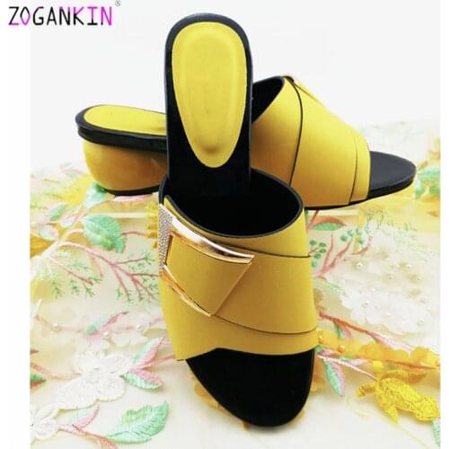 High Quality 2019 New Design African Women Shoes Pu Leather Italian Leisure Slipper for Party Comfortable Heels in Yellow