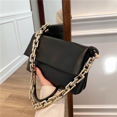 Thick Chain Shoulder Bags For Women Soft Leather Handbags Fashion Crossbody Bag Solid Color Frame Bag Classic Women Clutches