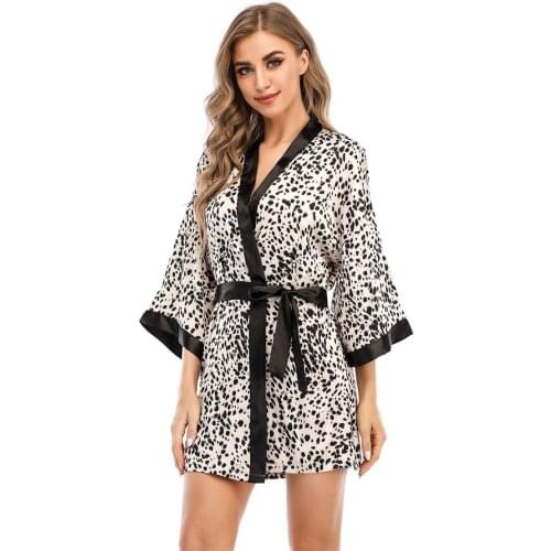 2021 Ice Silk Leopard Summer Short Sleeved Womens Robe Pajamas Ladies Nightgown Kimono Sleepwear Home Nightdress Pijamas Clothes