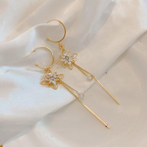 Minar Personality Sparkly Rhinestone Flower Pendant Earrings for Women Girls Gold Color Metal Long Tassel Earrings Accessories