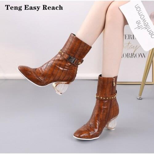 Fashion Metal Square Toe brown Women Boots Crystal Square High Heel Ankle Boots Pu Leather Autumn Winter Womens rivet boots 38