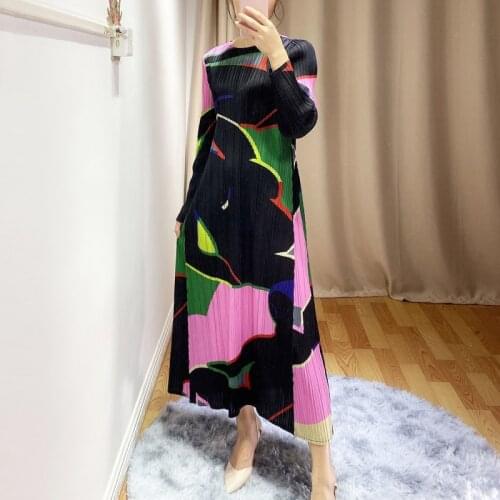 HOT SELLING Miyake Fashion long sleeve o-neck fold dress print A-Line dress IN STOCK