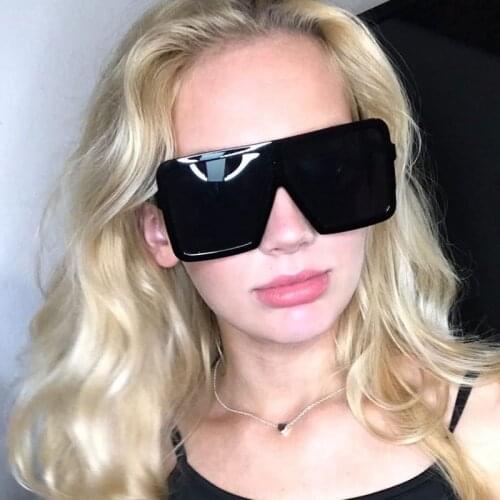 Oversized black Square shades for women vintage sunglasses Top Top Plastic Big Frame Brand Designer Sunglasses For Female oculos