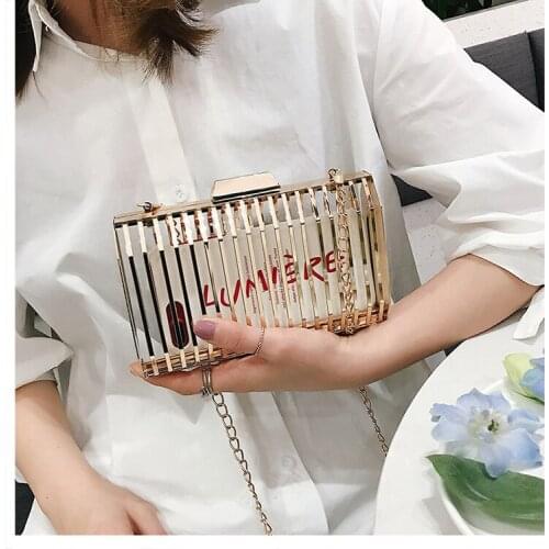 2021 Unique Design Metal Hollow Fashion Womens Evening Clutch Bag Ladies Chain Shoulder Bag Crossbody Messenger Party Bag Frame