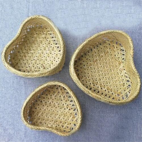 Handmade Heart Shape Bamboo Woven Basket Candy Basket Fruit Basket Fruit Tray Groceries Storage Organizer Baskets Containers