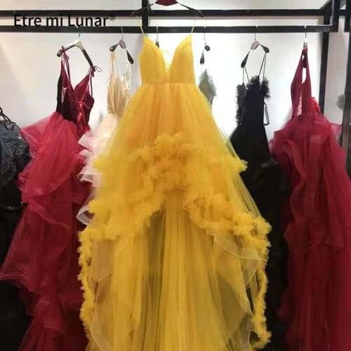2021 Lastest Design Yellow V-neck A-line Tiered Ruffles Prom Dresses Luxury Sexy Prom Gowns L4247
