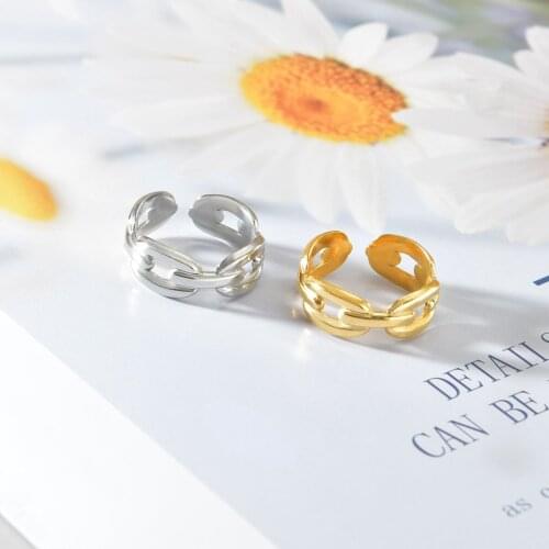 Fashion Embossed Twisted Finger Open Ring Stainless Steel Adjustable Couple Ring For Girlfriend Wedding Birthday Jewelry Gifts