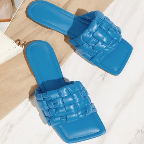 Flat Shoes Female Ladies' Slippers Loafers Big Size Rubber Flip Flops Slipers Women Hawaiian 2021 Slides Scandals PU Fabric