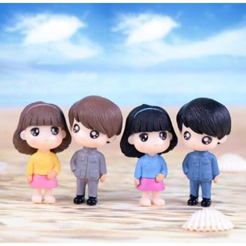ZOCDOU 2 Pieces Young People White Collar Worker Uniform Couple Lovers Model Small Statue Figurine Crafts Ornament Miniatures