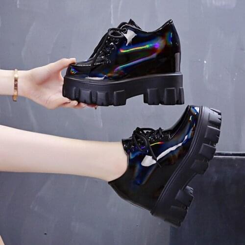 2020 New Spring British Style Student Shoes Wild Thick Internal increase Ladies Oxford Shoes Patent leather Round head shoes hot