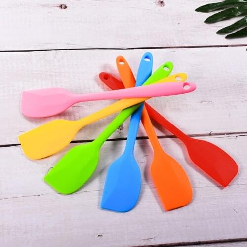 1PCS Small one-piece all-inclusive silicone spatula stirring butter butter spatula spatula baking utensils