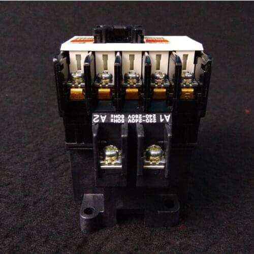 1PCS FUJI SC-05 220VAC Contactor New A-05934