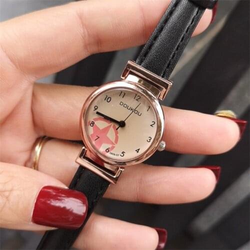Fashion Five-Pointed Star Women Watches Luxury Qualities Ladies Leather Wristwatches Casual Woman Quartz Clock Zegarek Damski