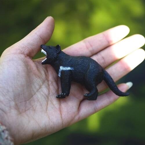 Toys2pcs/set P eterrRaabbit and Friends ornaments squirrels doll ornaments